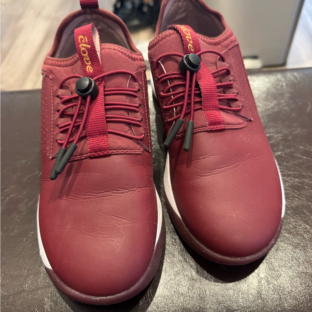 Clove Nursing Shoe Women Size 7